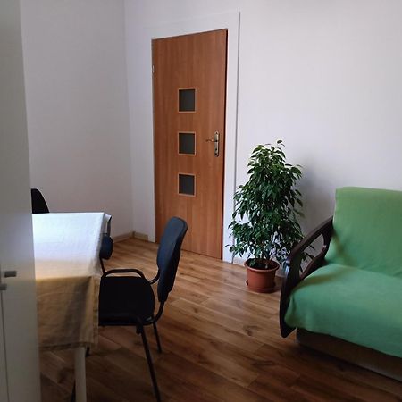 Cruz Mieszkanie Pokoje Centrum Przytulny Czysty Lokal Na Noc 罗兹 外观 照片